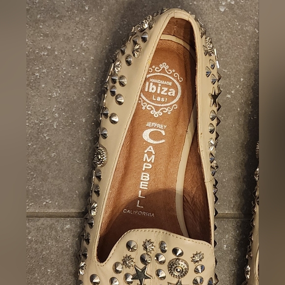 Jeffrey Campbell Ibiza Last Handmade Spiked/ Studded Flats in Cream. 8 1/2 - Picture 9 of 13
